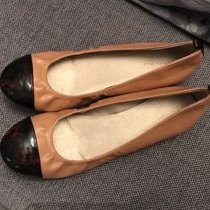Nine West Tortoise Flats size 10